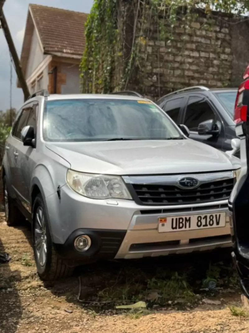 Subaru Forester   - 2010