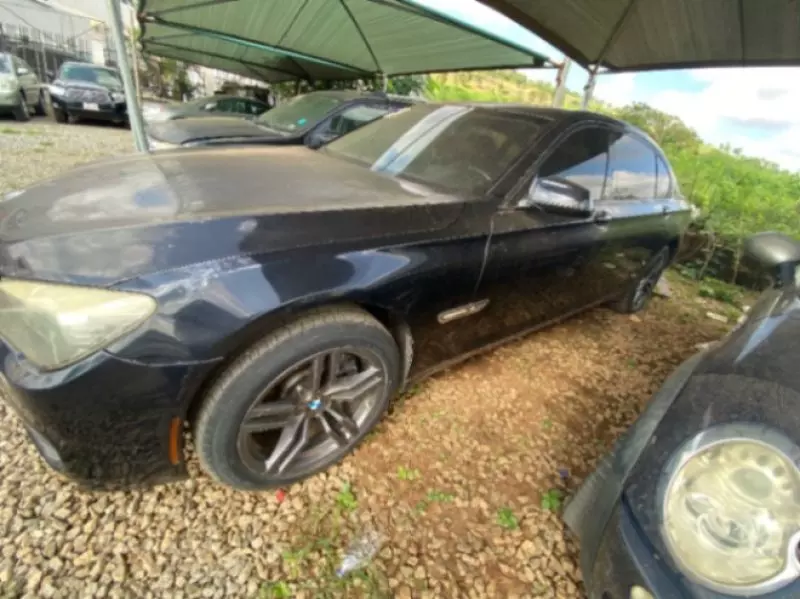 BMW 750Lxi, Alpina B7   - 2012