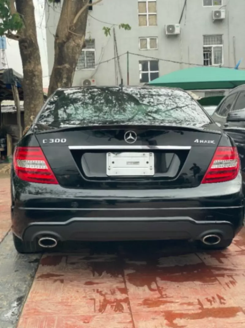 Mercedes-Benz C-Class   - 2013