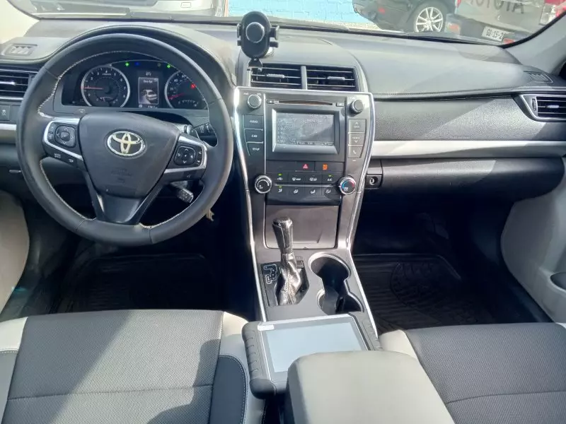Toyota Camry   - 2015