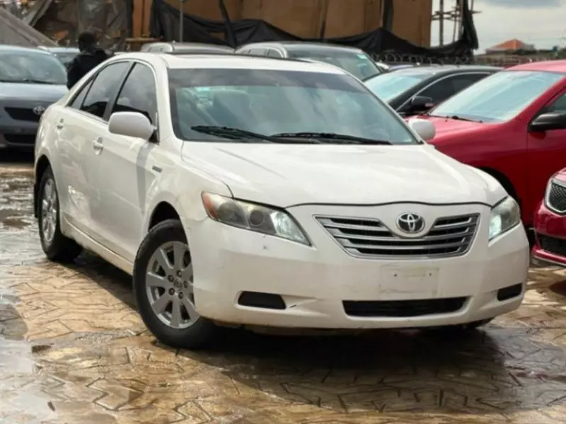 TOYOTA Camry   - 2009