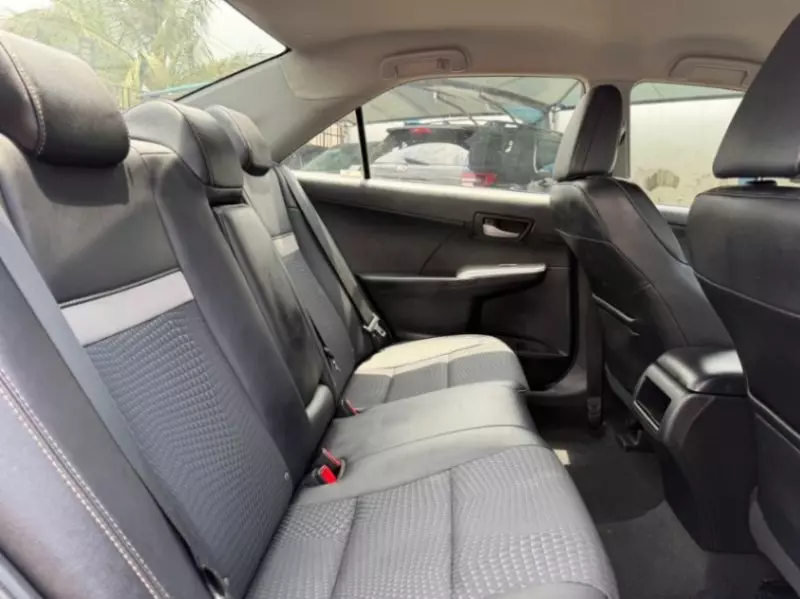 Toyota Camry - 2013