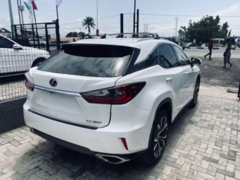 Lexus RX   - 2016