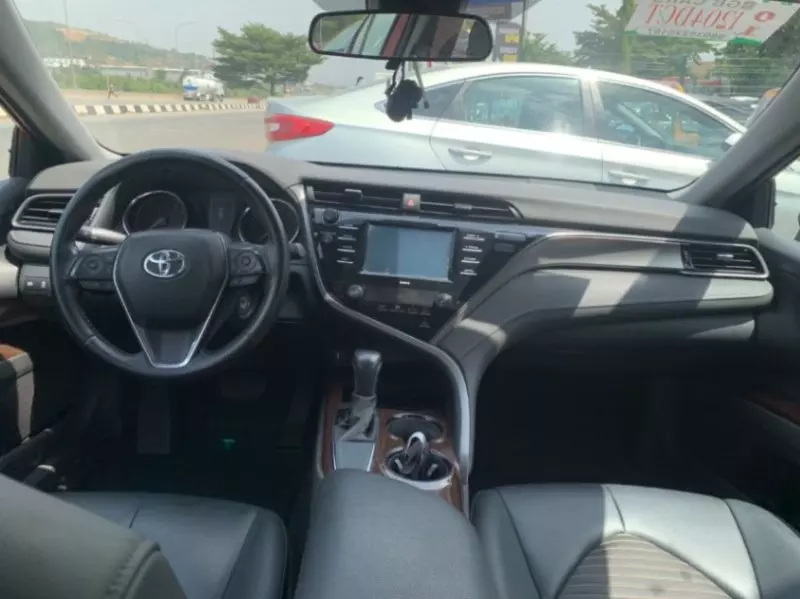 TOYOTA Camry   - 2020