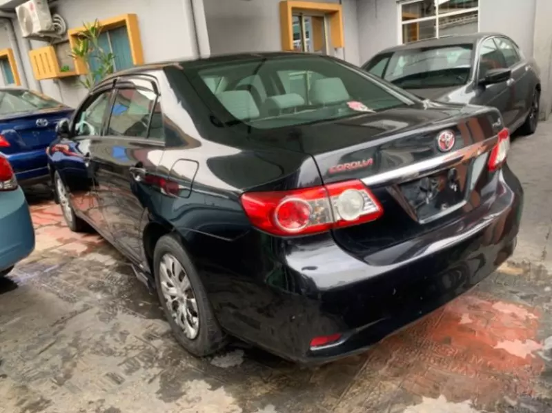 Toyota Corolla   - 2012