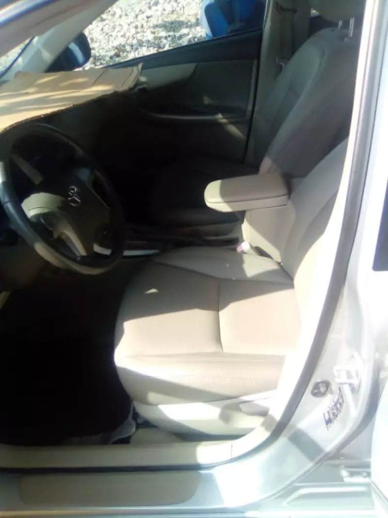 TOYOTA Corolla   - 2009