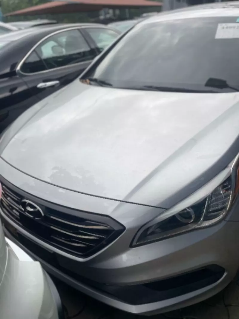 Hyundai Sonata   - 2017