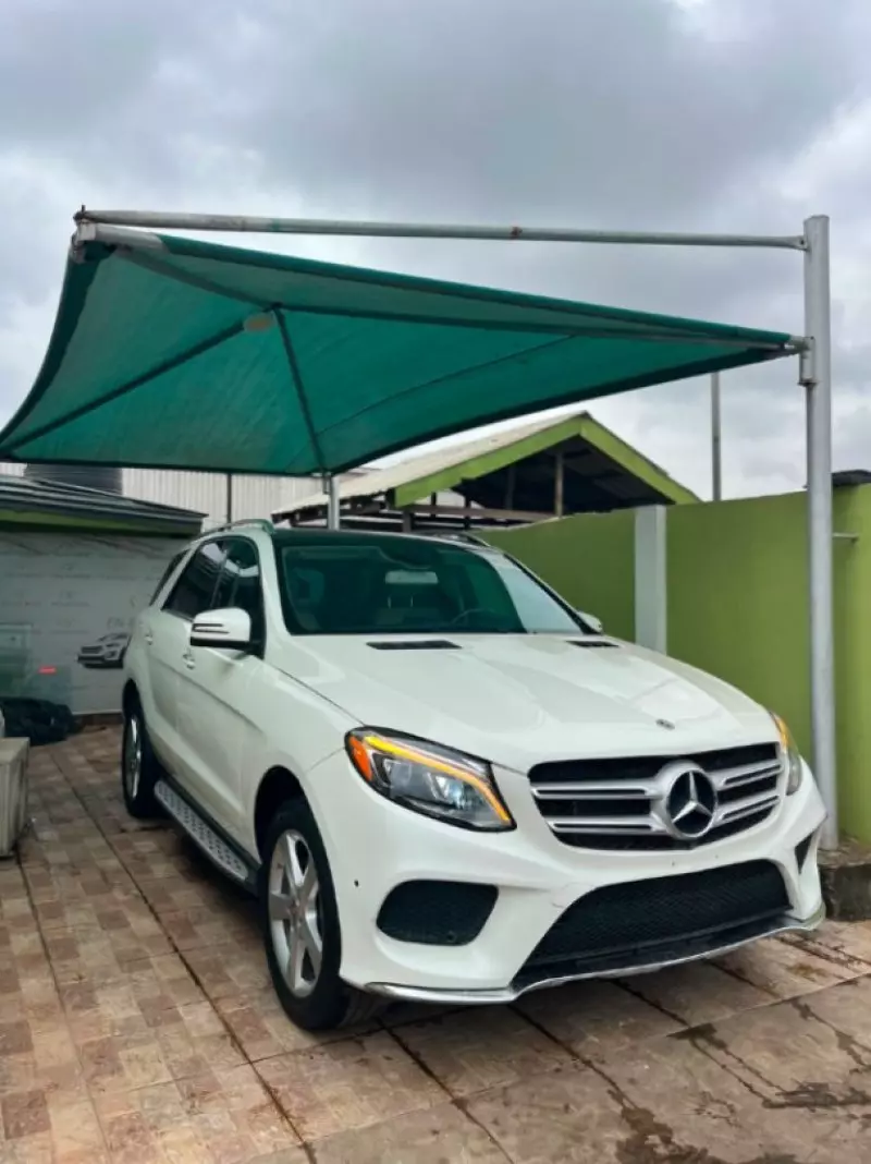 Mercedes-Benz GLE 400   - 2019
