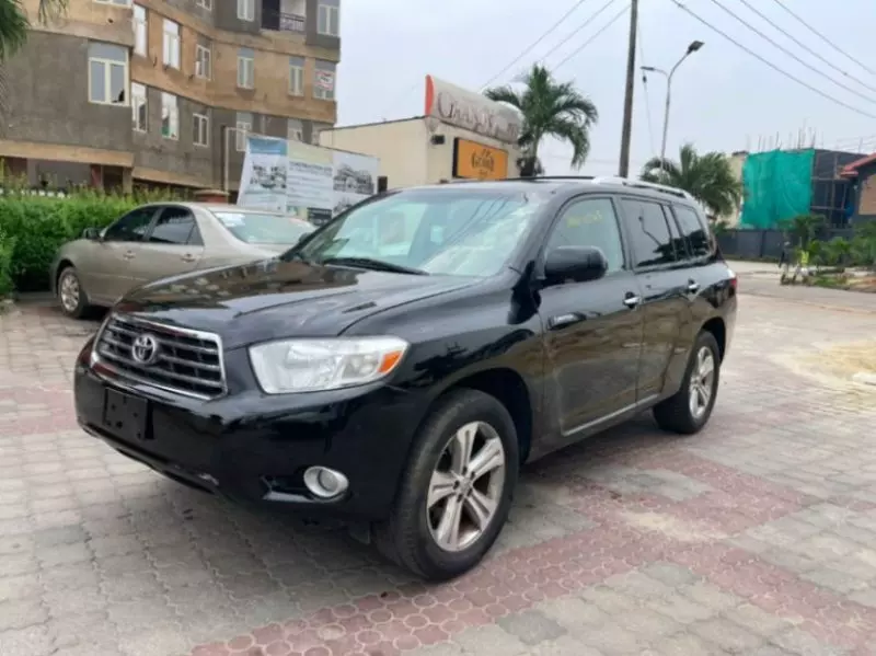 TOYOTA Highlander - 2010