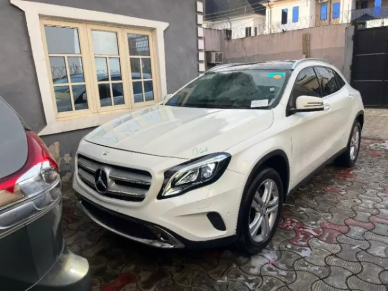 Mercedes-Benz GLA 250   - 2017