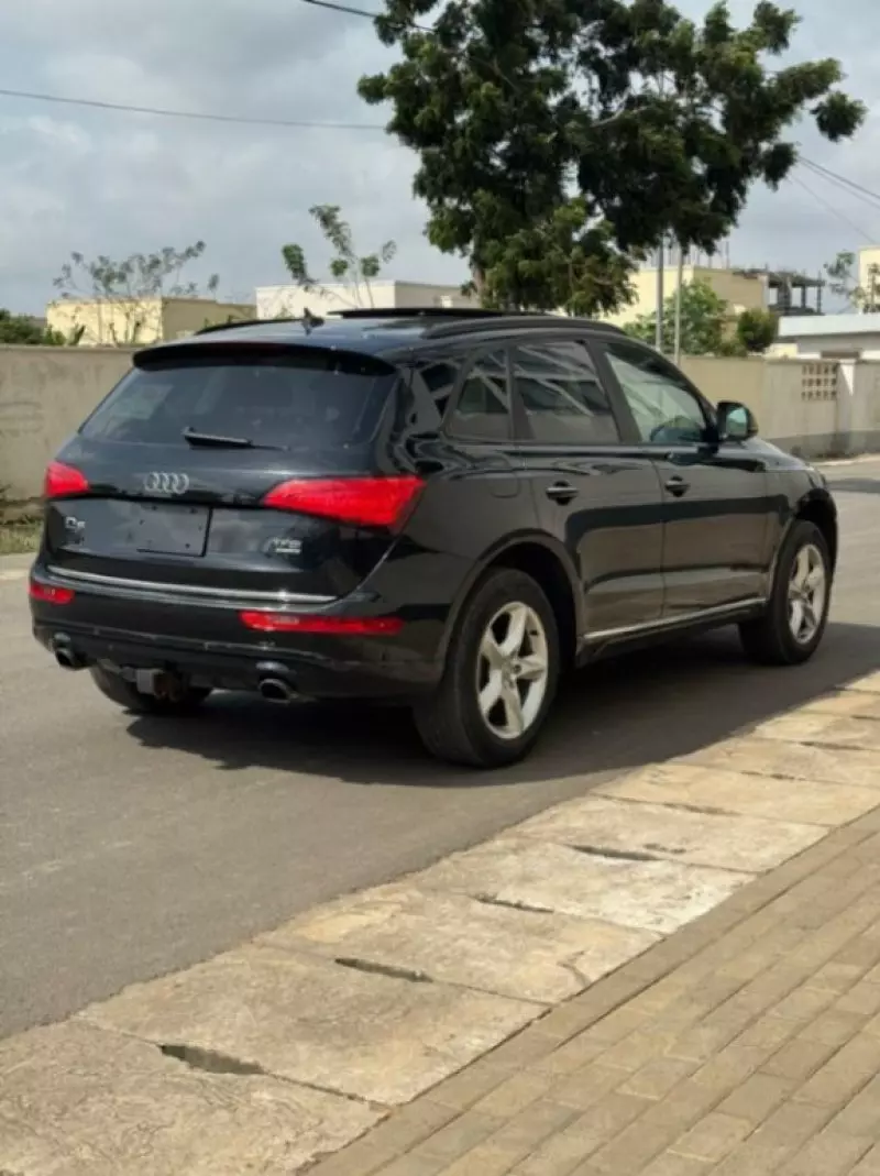 Audi Q5   - 2017