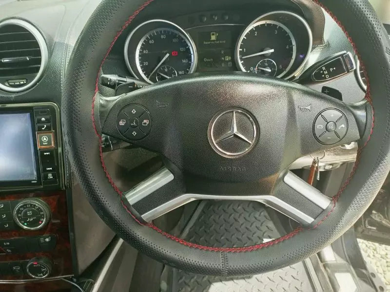 Mercedes-Benz GL 350   - 2011