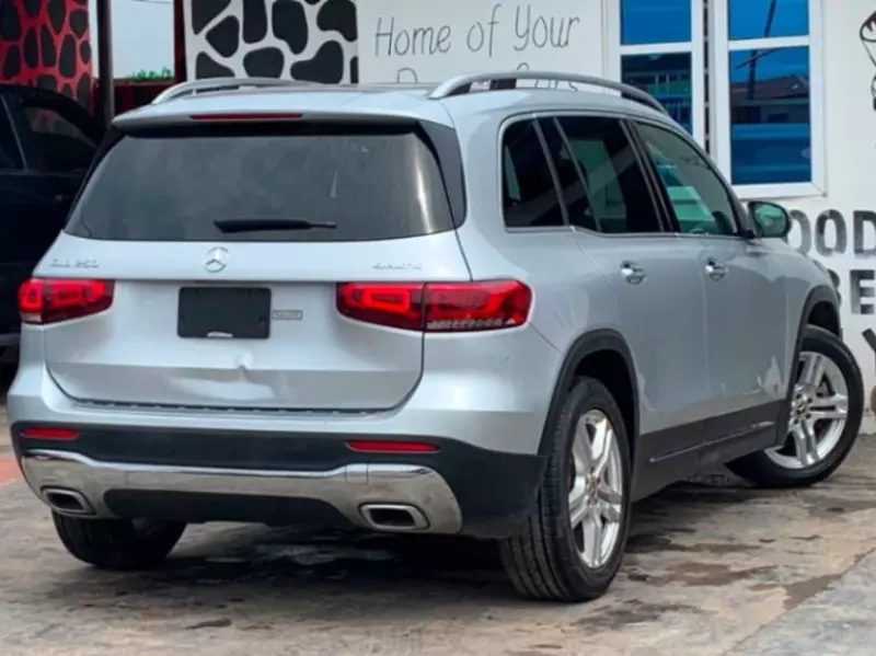 Mercedes-Benz GLB 250   - 2020