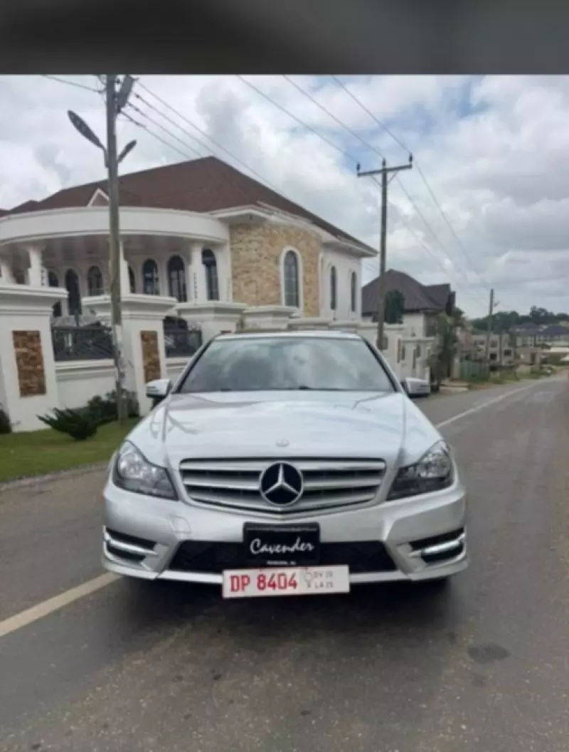 Mercedes-Benz C 300   - 2014