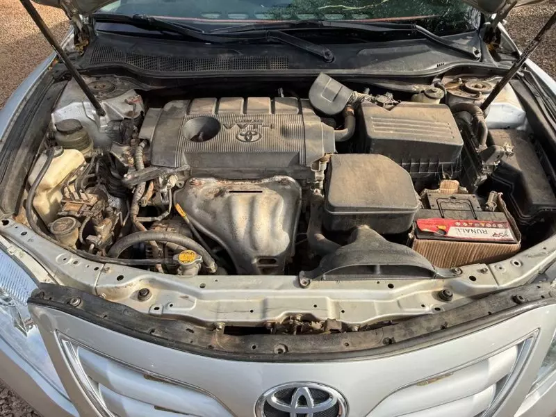 Toyota Camry   - 2011