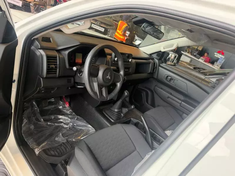 Mitsubishi L200   - 2025
