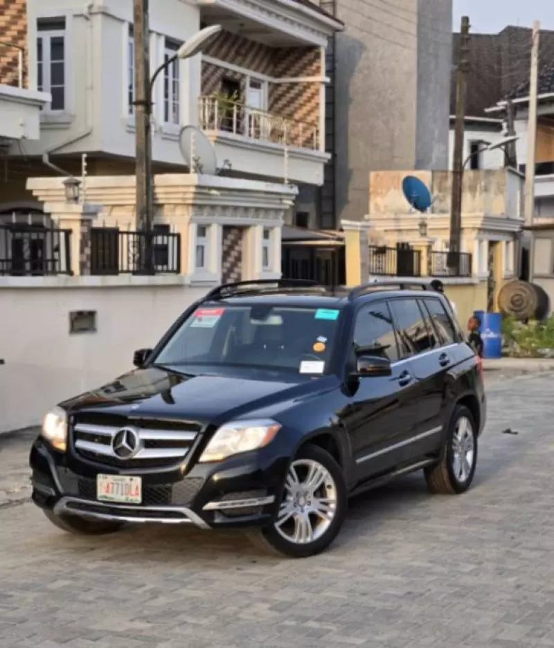 Mercedes-Benz GLK 350   - 2013