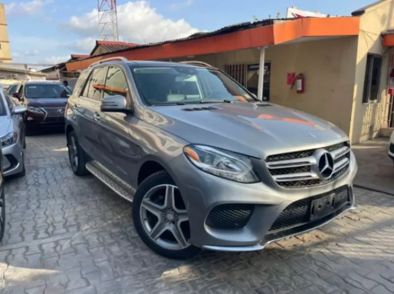 Mercedes-Benz GLE-Class   - 2016