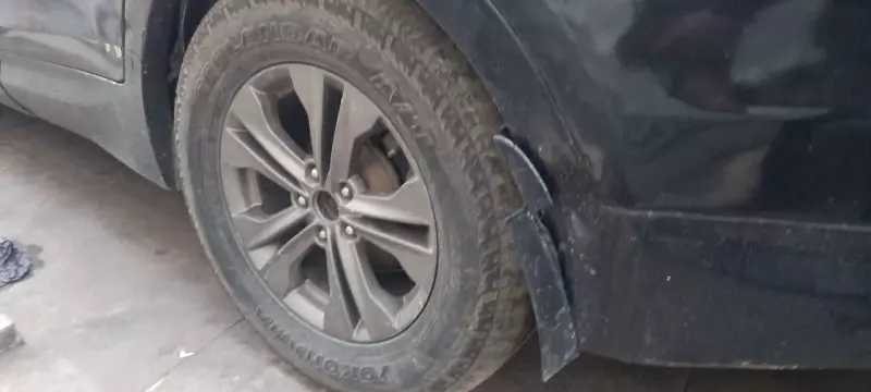 Hyundai Santa Fe   - 2015