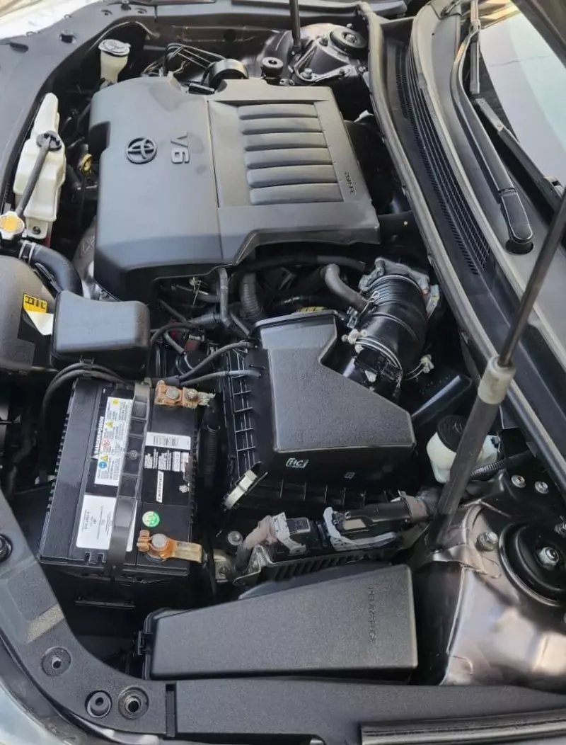 Toyota Avalon   - 2013