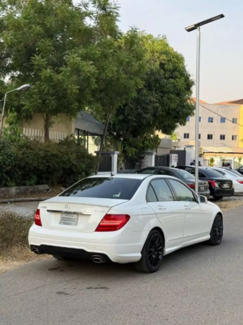 Mercedes-Benz C-Class - 2013