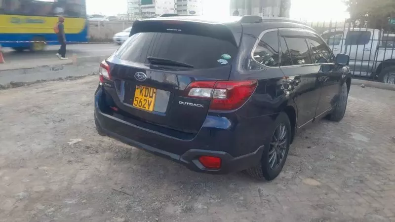 Subaru Outback   - 2015