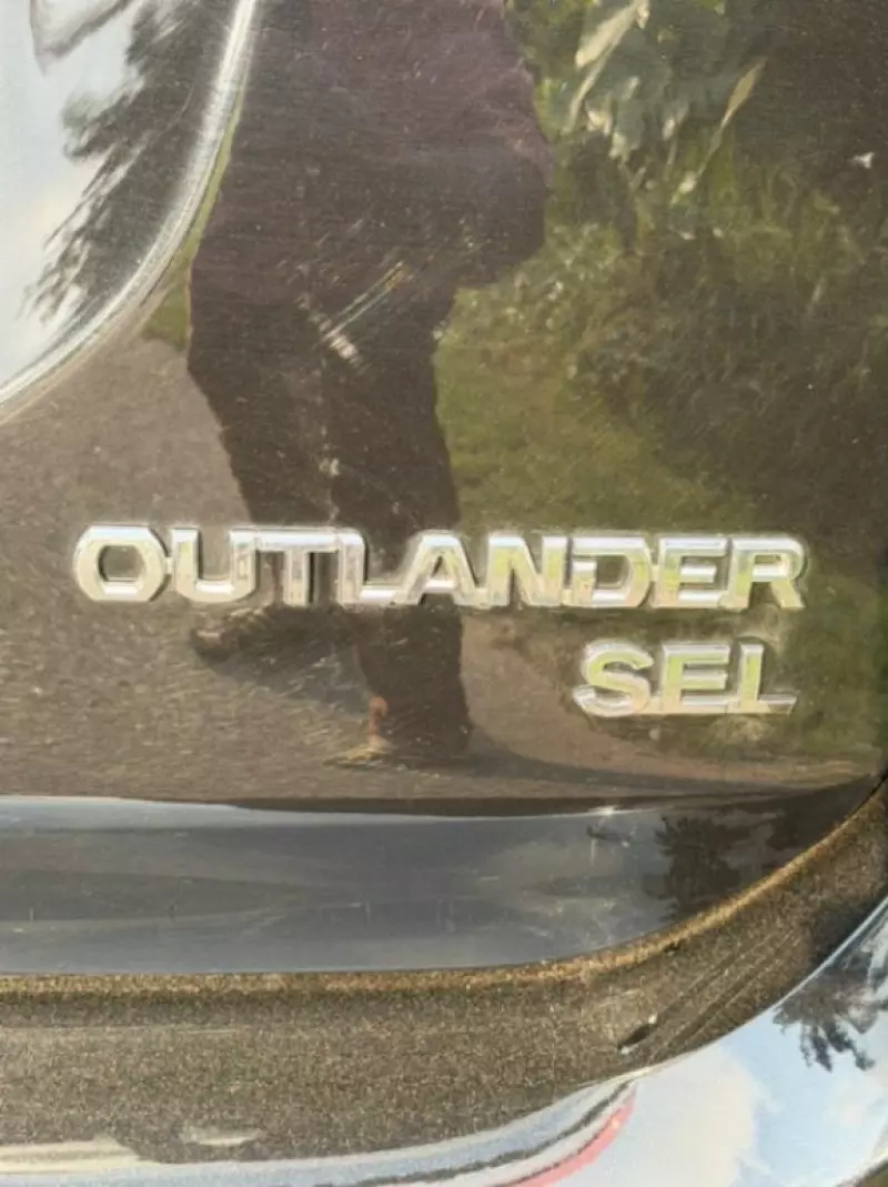 Mitsubishi OUTLANDER   - 2019