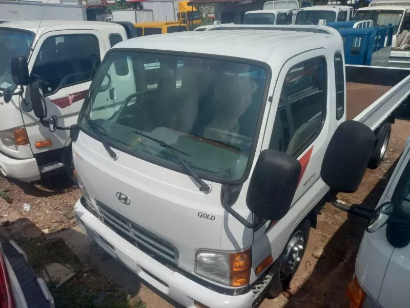 Hyundai Mighty   - 2003