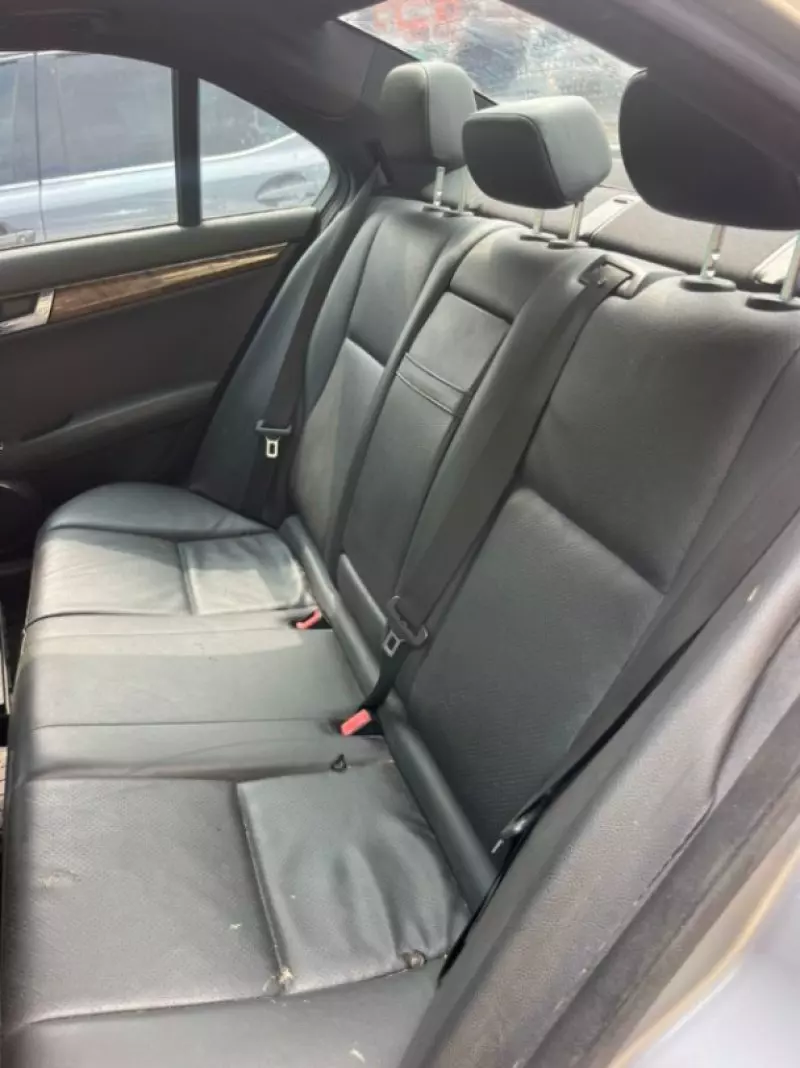 Mercedes-Benz C 300   - 2010