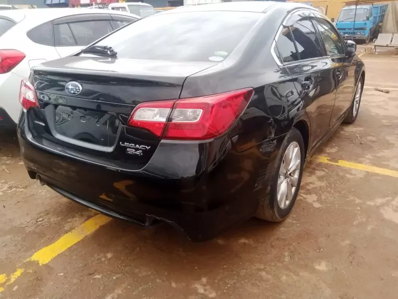 Subaru Legacy B4   - 2015