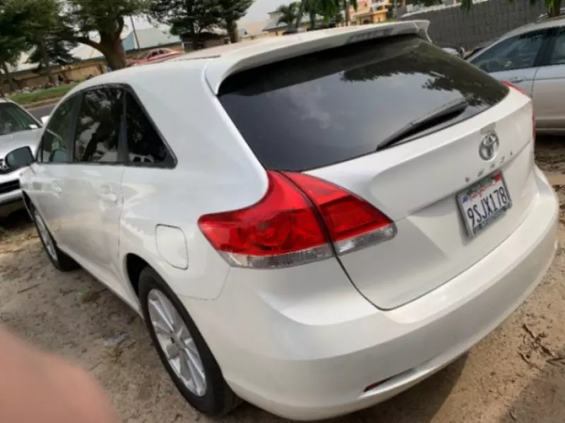 Toyota Venza   - 2013