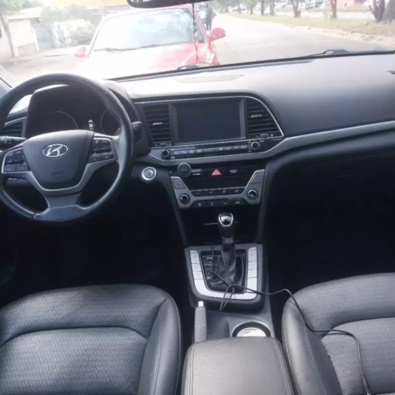 Hyundai Elantra   - 2017