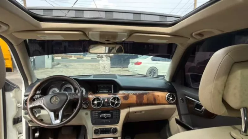 Mercedes-Benz GLK 350   - 2014