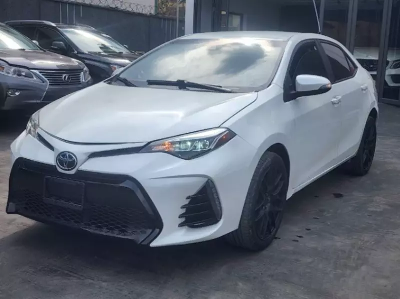 Toyota Corolla   - 2017