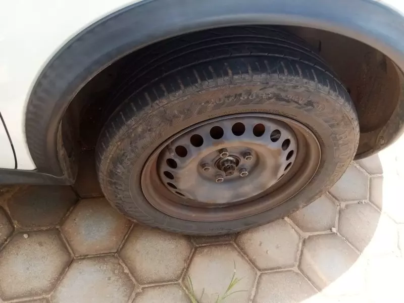 Nissan Juke   - 2012