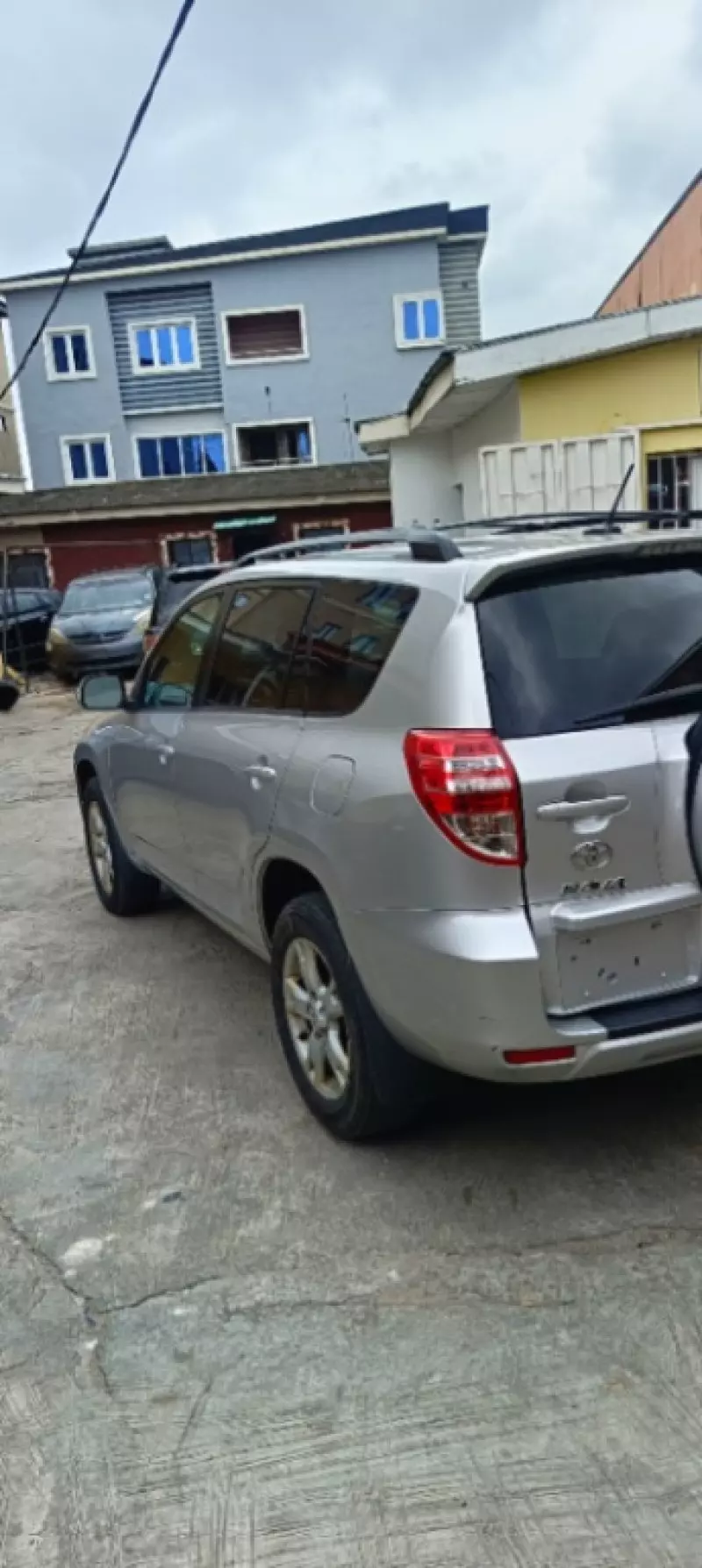 Toyota RAV4   - 2012