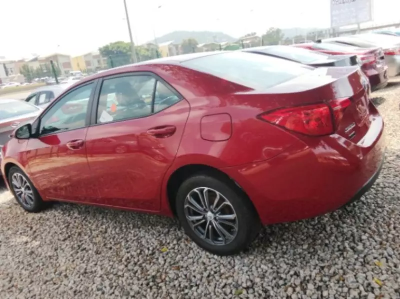 TOYOTA Corolla   - 2015