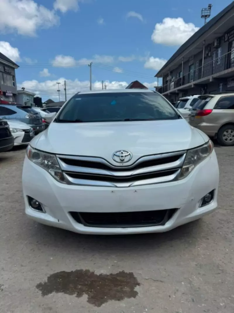 TOYOTA Venza - 2013