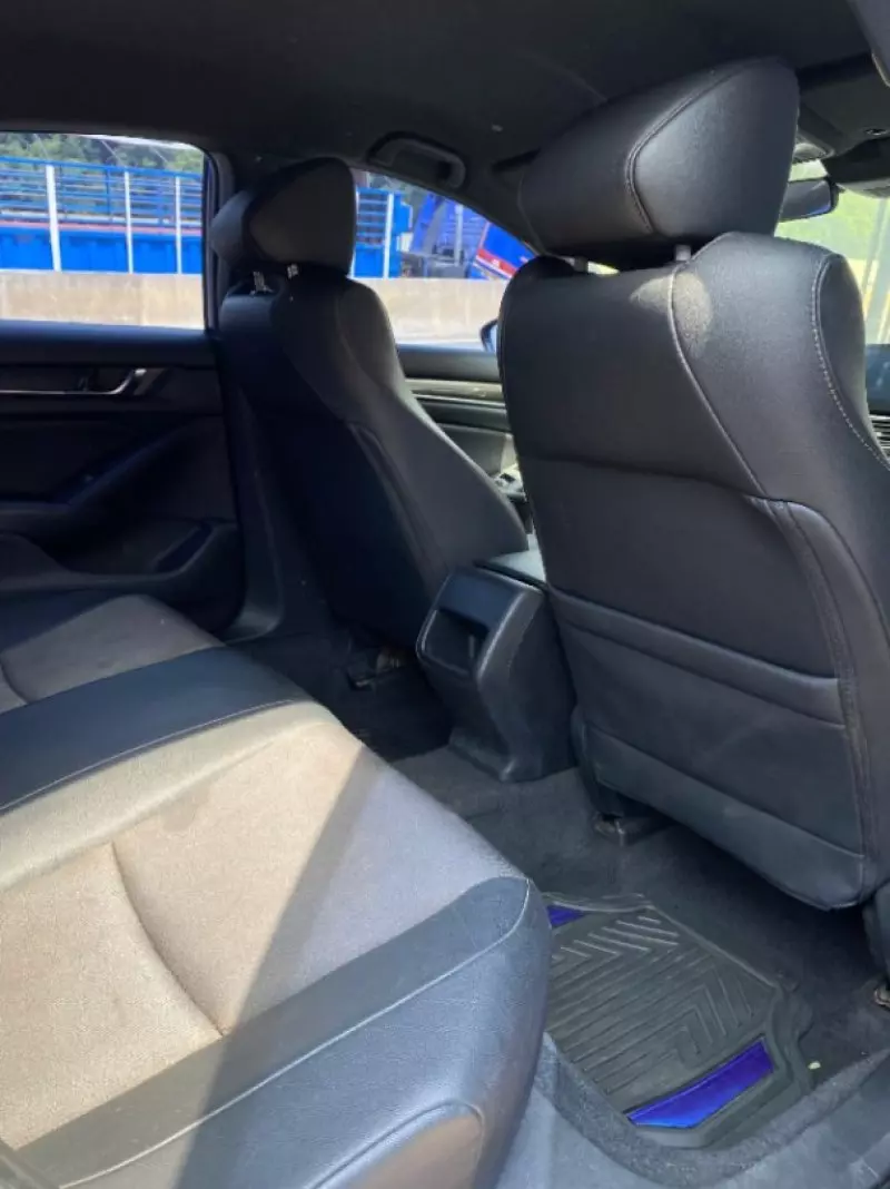 Honda Accord   - 2020