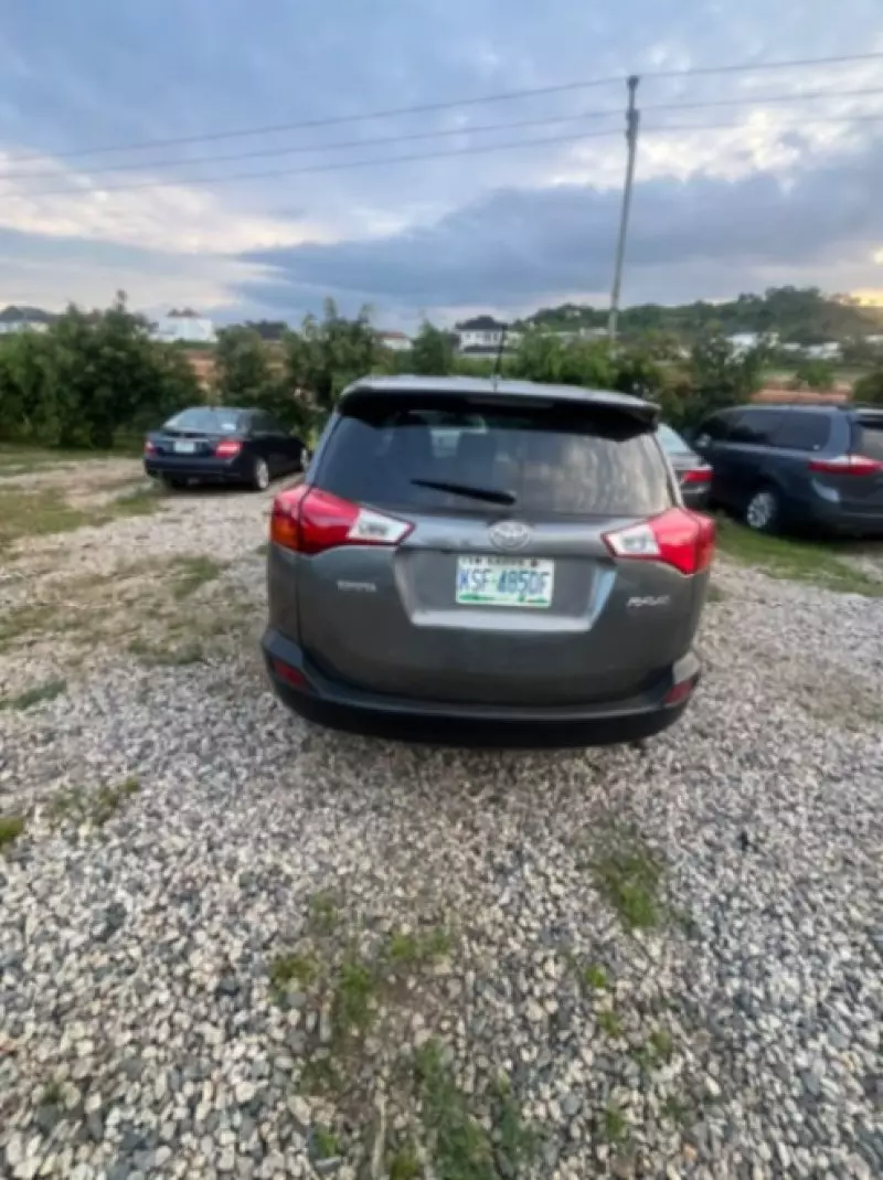 TOYOTA RAV4   - 2013