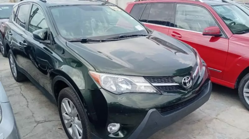 Toyota RAV 4   - 2013
