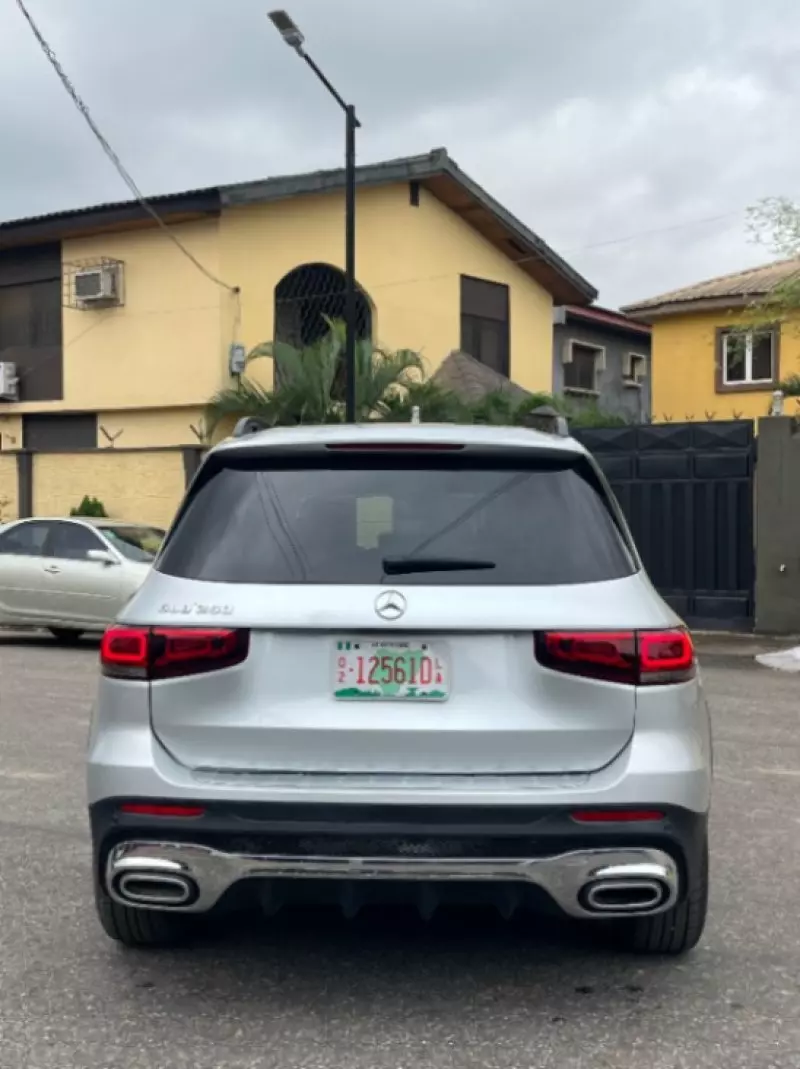 Mercedes-Benz GLB 250   - 2020