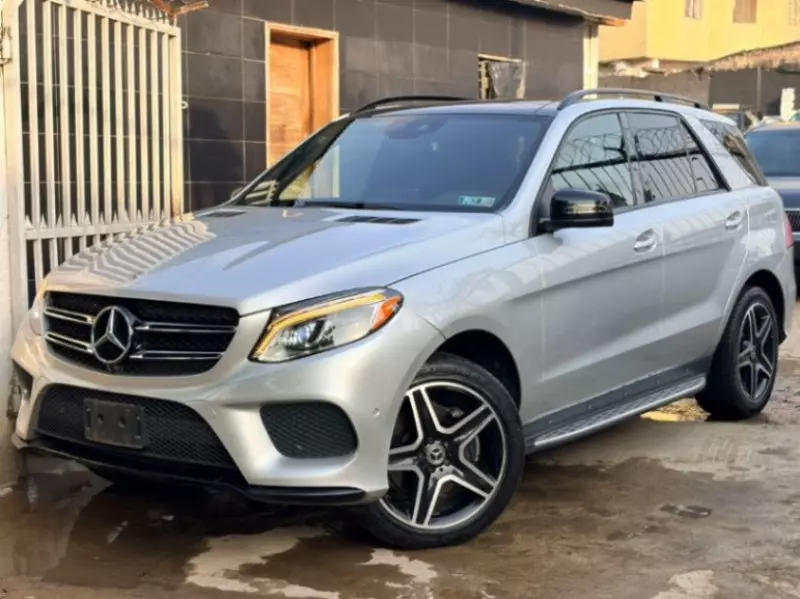 Mercedes-Benz GLE-Class   - 2018