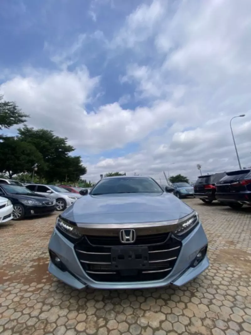 Honda Accord   - 2021