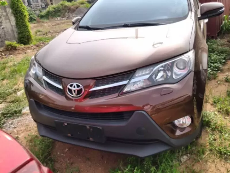 Toyota RAV 4   - 2013
