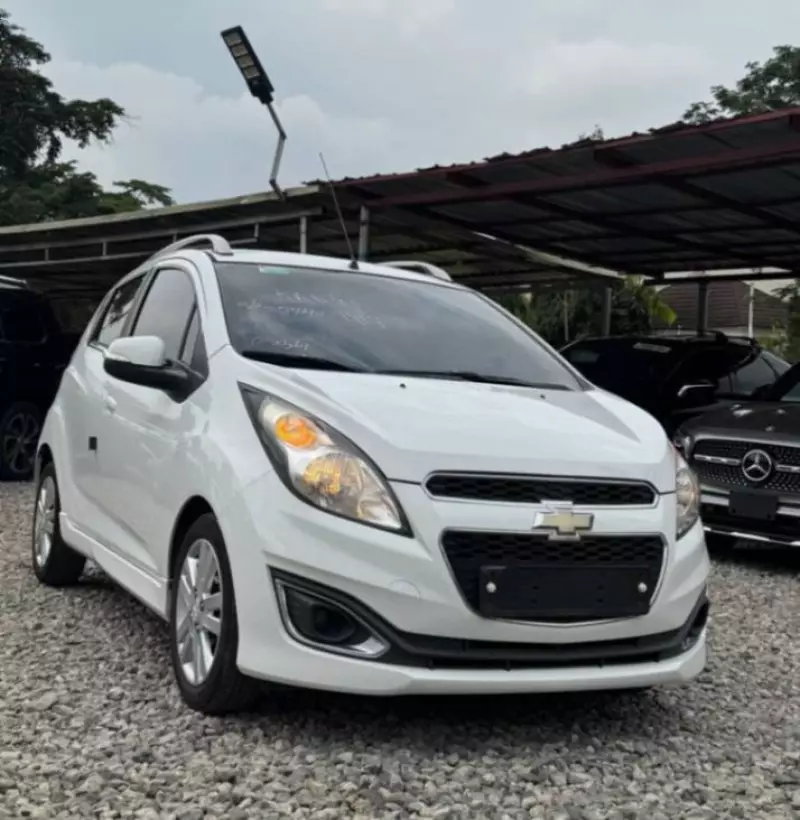 Chevrolet Spark   - 2015