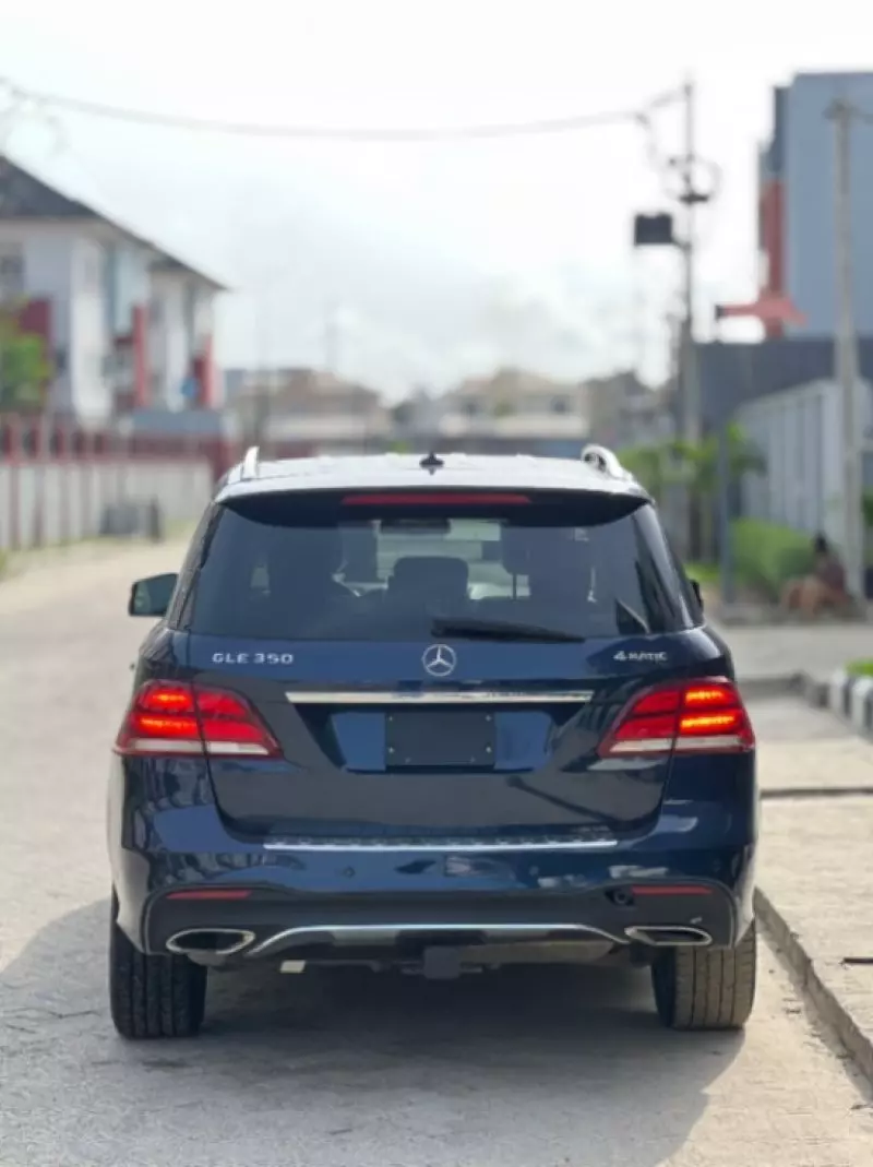 Mercedes-Benz GLE-Class   - 2016