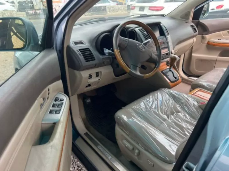Lexus RX   - 2005