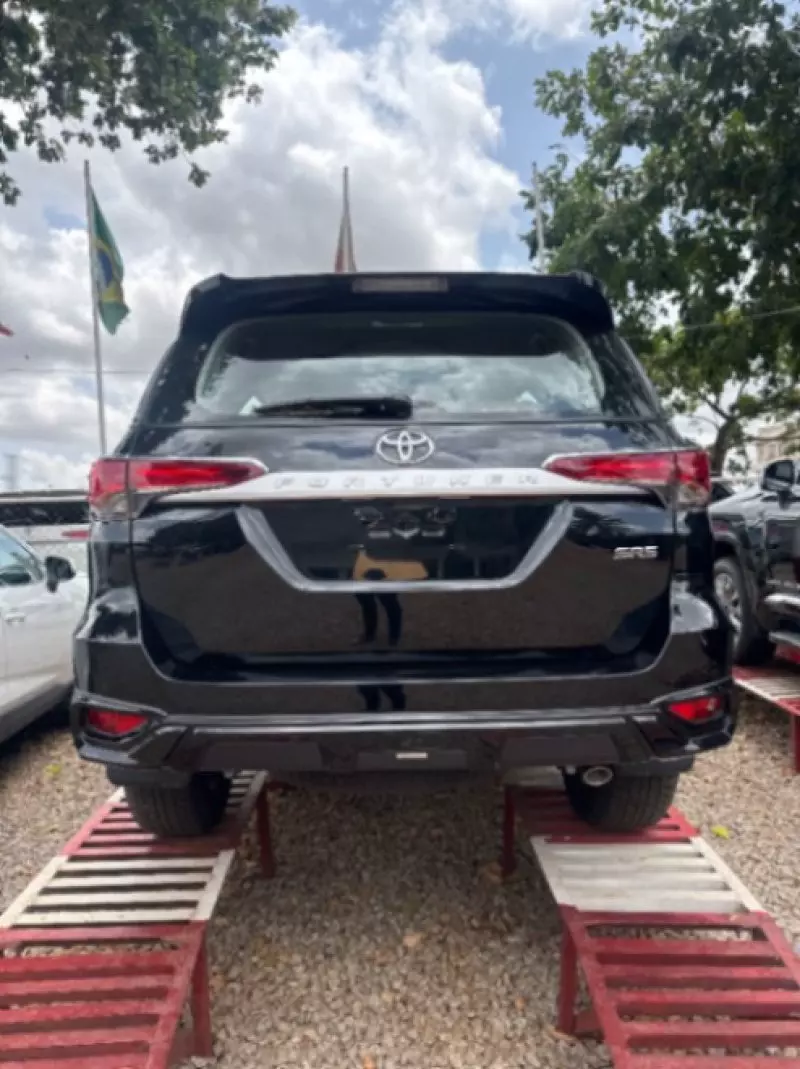 Toyota Fortuner   - 2025