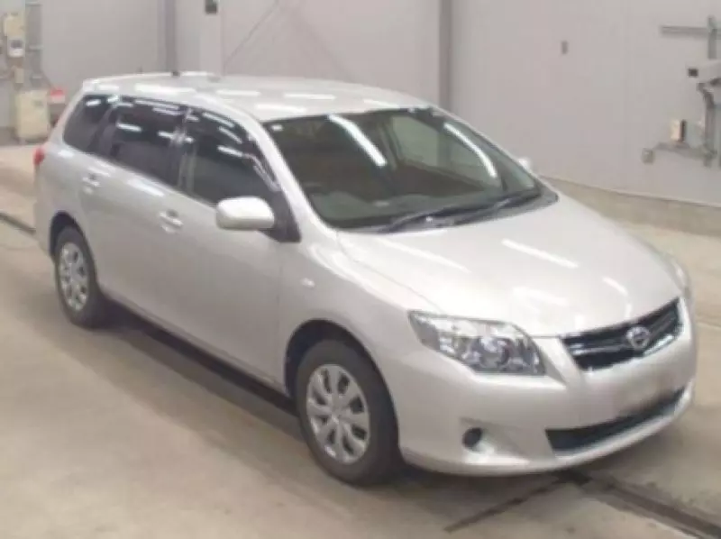 Toyota Fielder    - 2013